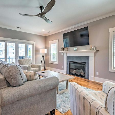 Bright Coastal Abode With Porch And Beach Access! Carolina Beach Buitenkant foto
