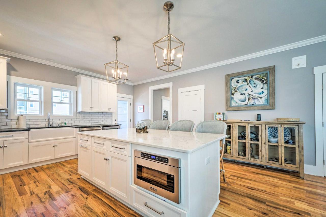 Bright Coastal Abode With Porch And Beach Access! Carolina Beach Buitenkant foto